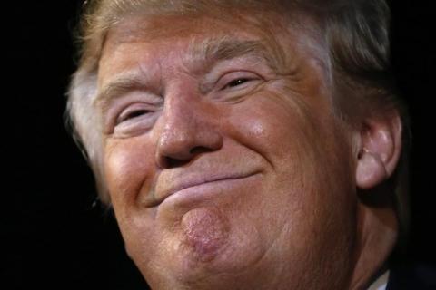 U.S. Republican presidential candidate Donald Trump speaks to members of the Sun City Republicans at their gated retirement community in Bluffton, South Carolina, February 17, 2016. PHOTO BY REUTERS/Jonathan Ernst