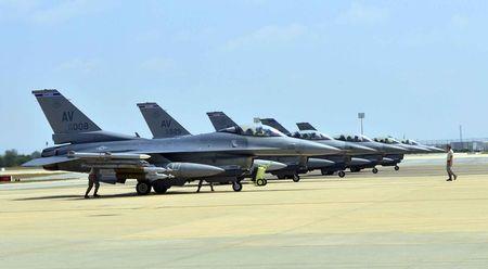 Six U.S. Air Force F-16 Fighting Falcons from Aviano Air Base, Italy, are seen at Incirlik Air Base, Turkey, after being deployed, in this U.S. Air Force handout picture taken August 9, 2015. PHOTO BY REUTERS/U.S. Air Force