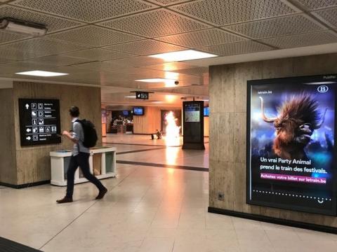 Fire is seen at Brussels central station in Brussels, Belgium, June 20, 2017. PHOTO BY REUTERS/Courtesy Twitter/@remybonnaffe