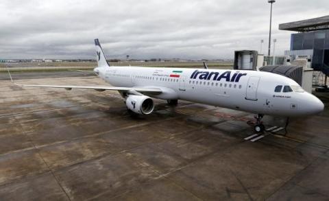 An Airbus A321 painted in IranAir's livery rests on the tarmac as the company takes delivery of the first new Western jet under an international sanctions deal in Colomiers, near Toulouse, France, January 11, 2017. PHOTO BY REUTERS/Regis Duvignau