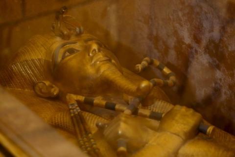 The golden sarcophagus of King Tutankhamun in his burial chamber is seen in the Valley of the Kings, in Luxor, Egypt, November 28, 2015 file photo. PHOTO BY REUTERS/Mohamed Abd El Ghany
