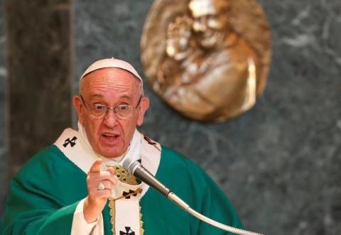 Pope Francis speaks as he celebrates mass during a visit to the parish of St. Mary Josefa of the Heart of Jesus in Rome, Italy, February 19, 2017. PHOTO BY REUTERS/Remo Casilli