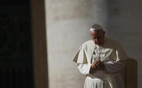 Pope Francis leads his Wednesday general audience in Saint Peter's square at the Vatican, November 19, 2014. PHOTO BY REUTERS/Tony Gentile