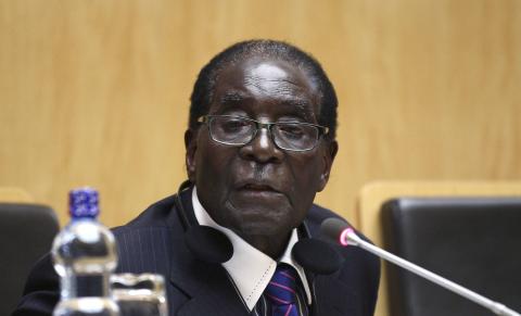Zimbabwe's President and Chairperson of African Union (AU) Robert Mugabe addresses a news conference during the closing ceremony of the 24th Ordinary session of the Assembly of Heads of State and Government of the African Union at the African Union headquarters in Ethiopia's capital Addis Ababa, January 31, 2015. PHOTO BY REUTERS/Tiksa Negeri