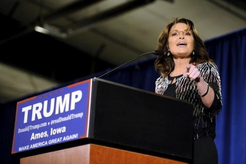 Former Alaska Gov. Sarah Palin speaks after endorsing U.S. Republican presidential candidate Donald Trump for President at a rally at Iowa State University in Ames, Iowa, January 19, 2016. PHOTO BY REUTERS/Mark Kauzlarich