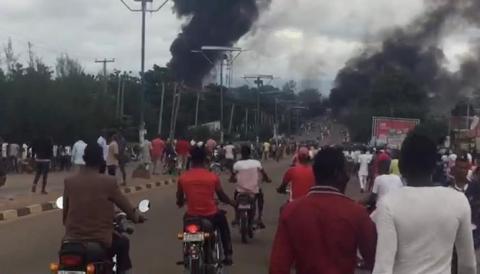A smoke and fire are seen during a gas explosion in Lafia, Nigeria, September 10, 2018, in this image obtained from social media. PHOTO BY REUTERS/Courtesy Twitter/@FAUXHEMIAN_