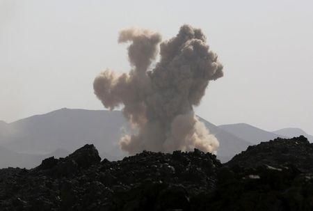 Smoke billows from the site of a Saudi-led air strike on a Houthi position in the Yemeni frontline province of Marib, September 15, 2015. PHOTO BY REUTERS/Stringer