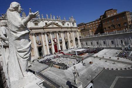 General view of St.Peter's square in the Vatican City, May 17, 2015. PHOTO BY REUTERS/Tony Gentile