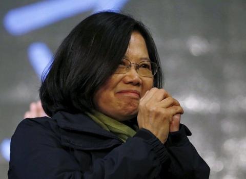 An emotional Democratic Progressive Party (DPP) Chairperson and presidential candidate Tsai Ing-wen thanks her supporters after her election victory at party headquarters in Taipei, Taiwan, January 16, 2016. PHOTO BY REUTERS/Pichi Chuang
