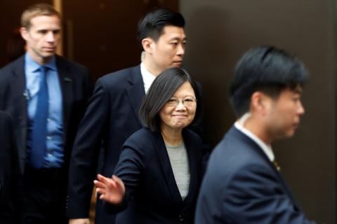 Taiwan President Tsai Ing-wen leaves a luncheon during a stop-over after her visit to Latin America in Burlingame, California, U.S., January 14, 2017. PHOTO BY REUTERS/Stephen Lam