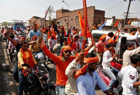 Hindu Yuva Vahini vigilante members take part in a rally in the city of Unnao, India, April 5, 2017. PHOTO BY REUTERS/Cathal McNaughton