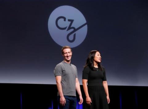 Pricilla Chan (R) and her husband Mark Zuckerberg announce the Chan Zuckerberg Initiative to "cure, prevent or manage all disease" by the end of the century during a news conference at UCSF Mission Bay in San Francisco, California, U.S., September 21, 2016. PHOTO BY REUTERS/Beck Diefenbach