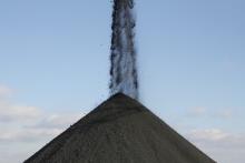 Coal is sorted into a pile at a warehouse of the Trypillian thermal power plant in Kiev region, Ukraine, November 23, 2017. PHOTO BY REUTERS/Valentyn Ogirenko