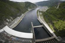 A general view from the dam of the Sayano-Shushenskaya hydroelectric power station on the Yenisei River some 520 km (323 miles) to the south of Russia's Siberian city of Krasnoyarsk, May 27, 2013. PHOTO BY REUTERS/Ilya Naymushin