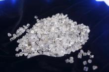 Diamonds are seen during an exhibition in Gaborone, Botswana, November 23, 2015. PHOTO BY REUTERS/Siphiwe Sibeko