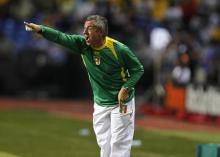 Mali head coach Alain Giresse reacts during their African Nations Cup semi-final soccer match against Ivory Coast at the Stade De L'Amitie Stadium in Gabon's capital Libreville, February 8, 2012. PHOTO BY REUTERS/Louafi Larbi