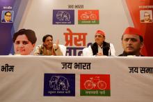 The Bahujan Samaj Party (BSP) chief Mayawati (L) speaks as Akhilesh Yadav, chief of Samajwadi Party (SP), looks on during a joint news conference to announce their alliance for the upcoming national election, in Lucknow, India, January 12, 2019. PHOTO BY REUTERS/Pawan Kumar