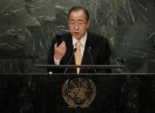 United Nations Secretary General Ban Ki-moon holds up a smart phone as he addresses the General Debate of the 71st Session of the United Nations General Assembly in the Manhattan borough of New York, U.S., September 20, 2016. PHOTO BY REUTERS/Mike Segar