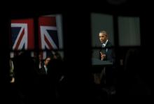 U.S. President Barrack Obama is reflected in a mirror as he takes part in a Town Hall meeting at Lindley Hall in London, Britain, April 23, 2016. PHOTO BY REUTERS/Stefan Wermuth