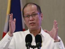 President Benigno Aquino gestures while answering questions during a Foreign Correspondent Association of the Philippines (FOCAP) annual presidential forum in Manila, October 27, 2015. PHOTO BY REUTERS/Romeo Ranoco