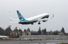 A Boeing 737 MAX 8 takes off during a flight test in Renton, Washington, January 29, 2016. REUTERS/Jason Redmond/