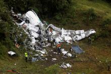 Wreckage from a plane that crashed into Colombian jungle with Brazilian soccer team Chapecoense, is seen near Medellin, Colombia, November 29, 2016. PHOTO BY REUTERS/Fredy Builes