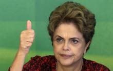 Brazil's President Dilma Rousseff gestures during a meeting with social movements at Planalto Palace in Brasilia, Brazil, December 17, 2015. PHOTO BY REUTERS/Ueslei Marcelino