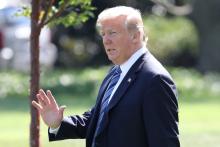 U.S. President Donald Trump walks to Marine One while departing the White House in Washington, U.S., September 6, 2018. PHOTO BY REUTERS/Chris Wattie