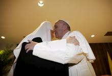 Pope Francis (R) and Patriarch Kirill, head of the Russian Orthodox Church, embrace in Havana, February 12, 2016. PHOTO BY REUTERS/Max Rossi
