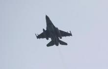 A Turkish F-16 fighter jet takes off from Incirlik airbase in the southern city of Adana, Turkey, in this July 27, 2015 file photo. PHOTO BY REUTERS/Murad Sezer