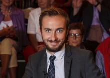 Jan Boehmermann, host of the late-night "Neo Magazin Royale" on the public ZDF channel is pictured during a TV show of Markus Lanz in Hamburg, Germany, August 21, 2012. PHOTO BY REUTERS/Morris Mac Matzen
