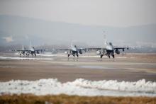 U.S. Air Force F-16 fighter jets take part in a joint aerial drill exercise called 'Vigilant Ace' between U.S. and South Korea, at the Osan Air Base in Pyeongtaek, South Korea, December 6, 2017. PHOTO BY REUTERS/Kim Hong-Ji