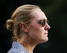 Sydney resident Kate Golder cries as she observes the site of a Sydney cafe siege after it ended in Martin Place, December 16, 2014. PHOTO BY REUTERS/Jason Reed