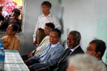 Former U.N. chief Kofi Annan attends a meeting with local leaders at the Aung Mingalar Rohingya internally displaced persons (IDP) camp in Sittwe, Myanmar, September 7, 2016. PHOTO BY REUTERS/Wa Lone