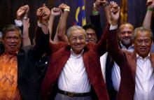 Mahathir Mohamad, former Malaysian prime minister and opposition candidate for Pakatan Harapan (Alliance of Hope) reacts during a news conference after general election, in Petaling Jaya, Malaysia, May 9, 2018. PHOTO BY REUTERS/Lai Seng Sin