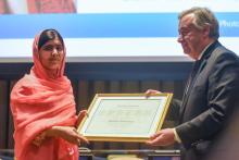 Malala Yousafzai attends a ceremony with United Nations Secretary General Antonio Guterres after being selected a United Nations messenger of peace in New York, NY, April 10, 2017. PHOTO BY REUTERS/Stephanie Keith