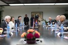 Thomas Donohue (L), President and CEO of the U.S. Chamber of Commerce speaks with Vice President of Cuba's Council of Ministers Ricardo Cabrisas Ruiz (R) in Havana, Cuba, January 13, 2017. PHOTO BY REUTERS/Alexandre Meneghini