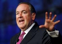 U.S. Republican presidential candidate Mike Huckabee speaks to the 42nd annual meeting of the American Legislative Exchange Council in San Diego, California, July 23, 2015. PHOTO BY REUTERS/Mike Blake