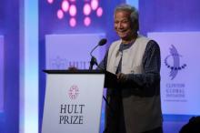 Nobel Peace Prize winner Muhammad Yunus addresses the Hult Prize Award Dinner during the Clinton Global Initiative in Manhattan, New York, U.S., September 20, 2016. PHOTO BY REUTERS/Andrew Kelly