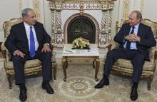 Russian President Vladimir Putin (R) meets with Israeli Prime Minister Benjamin Netanyahu at the Novo-Ogaryovo state residence outside Moscow, Russia, September 21, 2015. PHOTO BY REUTERS/Mikhail Klimentyev