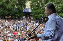 Ukrainian businessman, politician and presidential candidate Petro Poroshenko addresses supporters in Uman, Cherkasy region