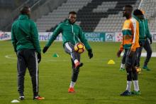 Ivory Coast's players attend a training session. PHOTO BY REUTERS/Pascal Rossignol