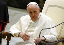 Pope Francis attends a special audience with members of the Parish Evangelisation Cell System in Paul VI hall at the Vatican, September 5, 2015. PHOTO BY REUTERS/Tony Gentile