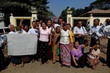 Released political prisoners shout for the release of other political prisoners in front of Insein prison in Yangon, January 22, 2016. PHOTO BY REUTERS/Soe Zeya Tun
