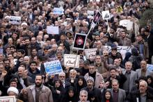 Iranian protesters chant slogans during a rally against the execution of Sheikh Nimr al-Nimr in Saudi Arabia, after Friday prayers in Tehran, January 8, 2016. PHOTO BY REUTERS/Raheb Homavandi