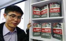 Shin Dong-hyuk poses before a news conference to present the book "Escape from Camp 14" by former Washington Post journalist Blaine Harden in Paris, May 2, 2012. PHOTO BY REUTERS/Jacky Naegelen