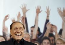 Forza Italia party (PDL) leader Silvio Berlusconi speaks during a Northern League rally in Bologna, central Italy, November 8, 2015. PHOTO BY REUTERS/Stefano Rellandini
