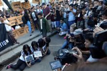 Myanmar press freedom advocates and youth activists hold a demonstration demanding the freedom of two jailed Reuters journalists Wa Lone and Kyaw Soe Oo in Yangon, Myanmar, September 16, 2018. PHOTO BY REUTERS/Ann Wang