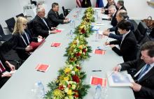 US Secretary of State Rex Tillerson (2ndL), Russia's Foreign Minister Sergei Lavrov (3rdR) and others wait for the start of a meeting at the World Conference Center in Bonn, Germany, February 16, 2017. PHOTO BY REUTERS/Brendan Smialowski