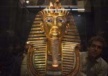 The mask of King Tutankhamun, which was found to have been damaged and glued back together, is seen at the Egyptian Museum in Cairo, January 24, 2015. PHOTO BY REUTERS/Staff